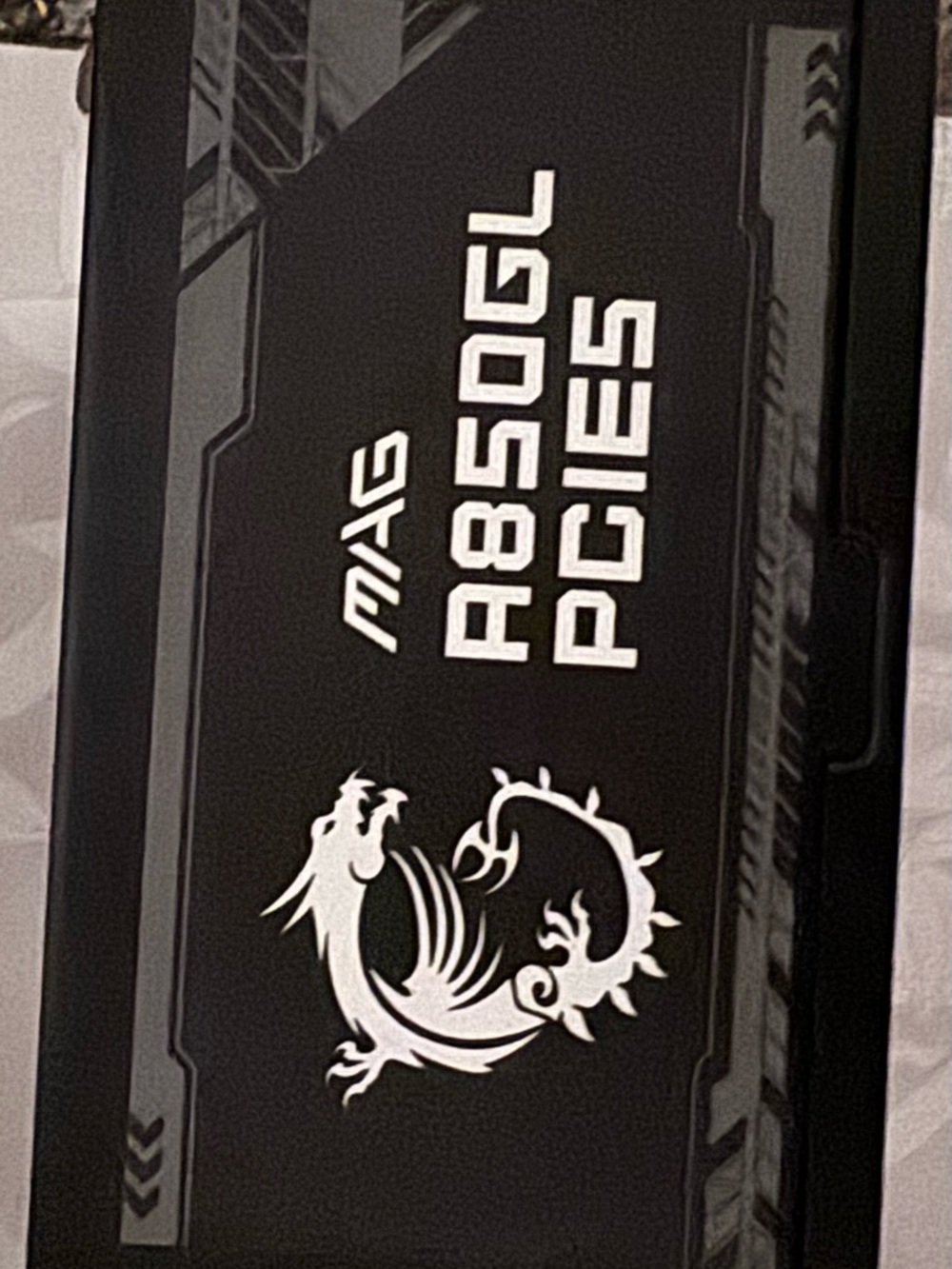 MSI MAG A850GL PCIE5 Power Supply - Black & Gold Badge